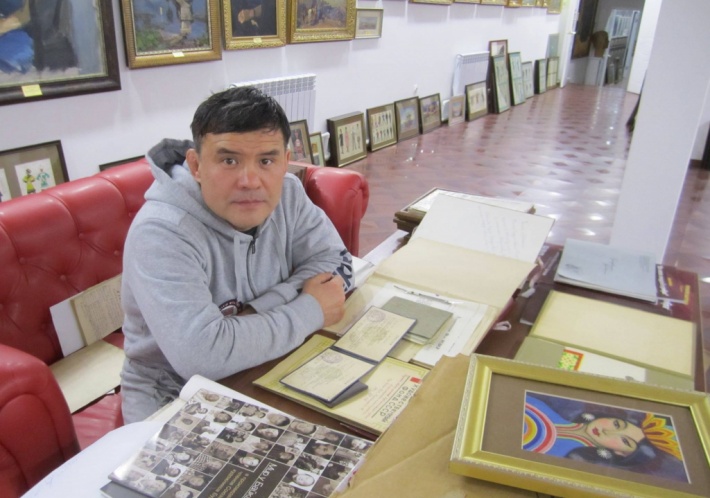 История галереи Льва Бардамова История галереи Льва Бардамова